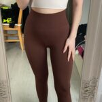 Foto de la opinión de A***k sobre Leggings Deportivos Sin Costuras de Cintura Alta