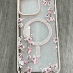 Foto de la opinión de N***s sobre Funda Magnética Floral Elegante para iPhone