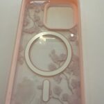 Foto de la opinión de J***z sobre Funda Magnética Floral Elegante para iPhone