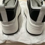 Foto de la opinión de 6***r sobre Zapatillas Altas Estilo Coreano con Plataforma