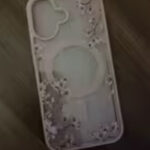 Foto de la opinión de t***r sobre Funda Magnética Floral Elegante para iPhone