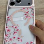 Foto de la opinión de o***r sobre Funda Magnética Floral Elegante para iPhone