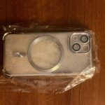 Foto de la opinión de J***a sobre Funda Magnética de Lujo Compatible con MagSafe